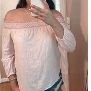 Abercrombie & Fitch Off the shoulder shirt